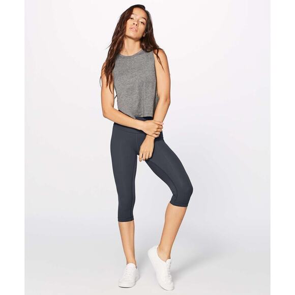 Lululemon Wunder Under Hi-Rise 1/2 Tight Full-On Luxtreme 17" Black Crop Size 6 - Picture 3 of 13